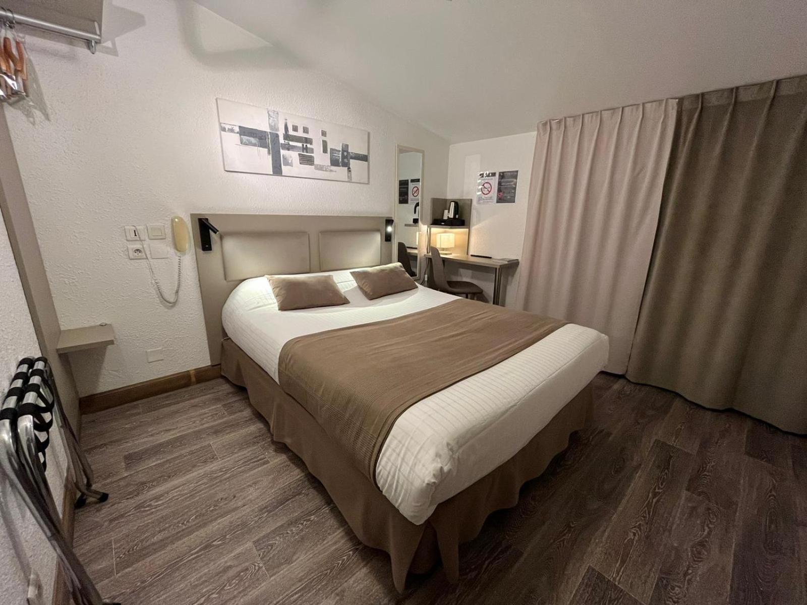 Cit'hotel Le Cheval Blanc 3*