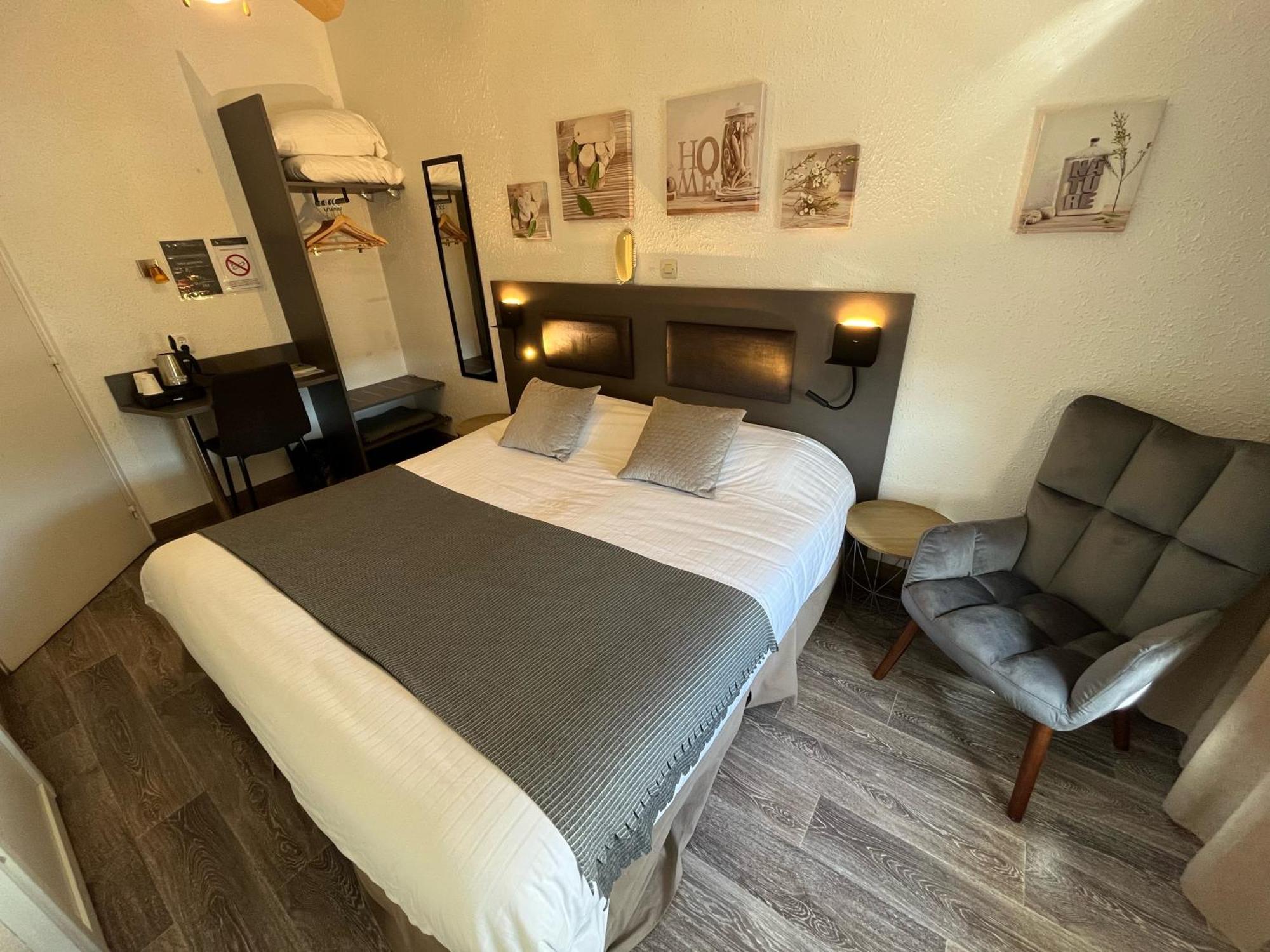 Cit'hotel Le Cheval Blanc 3*
