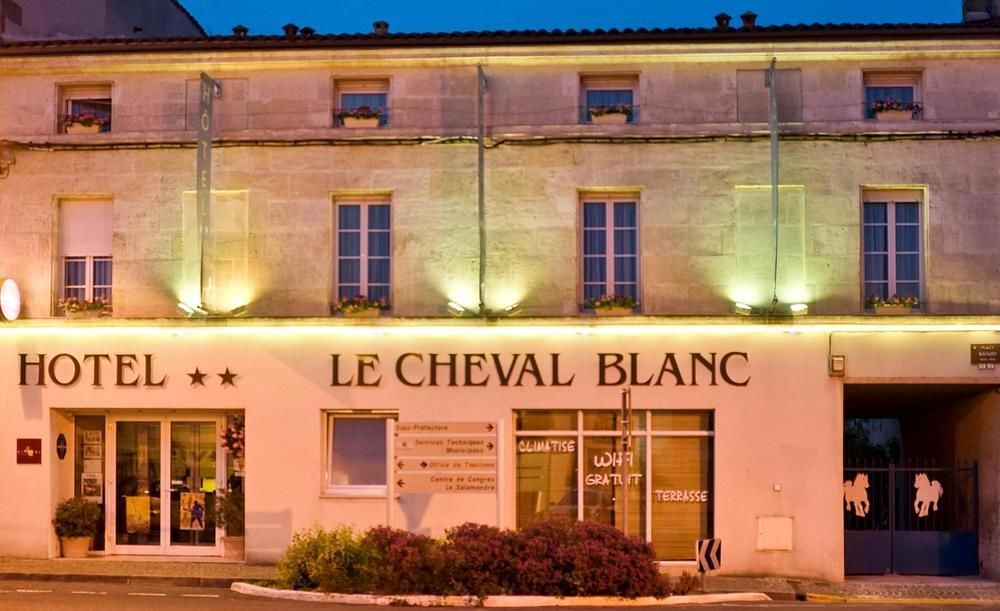Cit'hotel Le Cheval Blanc, Centre Hotel